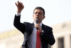 Εκρέμ Ιμάμογλου: Ο δήμαρχος Κωνσταντινούπολης κατηγορείται (και) για πλαστογραφία πτυχίου