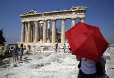 Καύσωνας για τέσσερις ημέρες: Έως 42°C την Τρίτη – Επικαιροποιήθηκε το Έκτακτο Δελτίο της ΕΜΥ