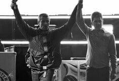 Oasis: Η μεγάλη επιστροφή ως ύμνος στη βρετανική μουσική - Η αγκαλιά των αδελφών Γκάλαχερ επί σκηνής