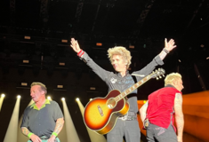 Green Day live στην Αθήνα: Μια ιστορική πρώτη εμφάνιση που απογείωσε το κοινό στο ΟΑΚΑ