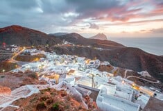 Φύση, άνεμος, πισίνα 
