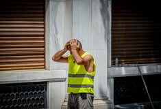 Καύσωνας: Τα μέτρα για τους εργαζόμενους – Σε ποιες περιοχές θα έχουμε παύση εργασιών
