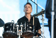 Αποχωρεί από τους Pearl Jam ο ντράμερ Ματ Κάμερον μετά από 27 χρόνια