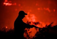 Κιλκίς: Σε εξέλιξη η φωτιά σε αγροτοδασική έκταση στη Δοιράνη