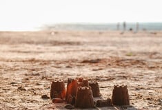 Ιταλία: 17χρονος πέθανε όταν θάφτηκε στην άμμο μέσα σε τρύπα που άνοιξε μόνος του