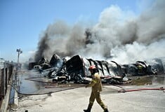 Φωτιά σε εργοστάσιο στη Ριτσώνα: Οδηγίες για τον τοξικό καπνό προς τους πολίτες