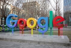 Η Google αγοράζει για 2,4 δισ. δολάρια την τεχνολογία της Windsurf και την πρόσληψη του CEO της