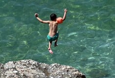 Καιρός - Τσατραφύλλιας: Ξεκινά παρατεταμένη ζέστη για αρκετές ημέρες από την Κυριακή