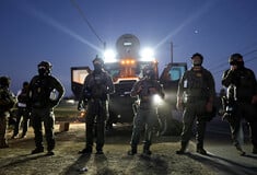 ΗΠΑ: Η ICE σχεδιάζει άμεσες απελάσεις μεταναστών σε τρίτες χώρες χωρίς εγγυήσεις ασφαλείας