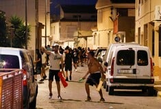 Αντιμεταναστευτικές ταραχές στην Ισπανία: Επεισόδια και τραυματισμοί