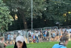 Χάος στον χώρο συναυλίας των OASIS: Συλλήψεις και κατάσχεση drone