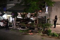 Τροχαίο στο Κολωνάκι: «Αν δεν υπήρχε το δέντρο θα είχαμε ίσως και θανάτους»