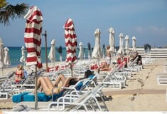 Θεσσαλονίκη: Καταγγελίες για αποκλεισμό ηλικιωμένων από beach bar στον Ποταμό Επανομής