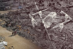 Το Ισραήλ επιβάλλει τις εκκενώσεις στη Γάζα με drones που ρίχνουν χειροβομβίδες