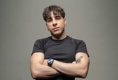 «Το bullying δεν το είπα σε κανέναν, το έκανα μουσική»