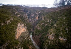 Επιχείρηση διάσωσης στο φαράγγι του Βίκου: Αμερικανίδα έπεσε στον γκρεμό
