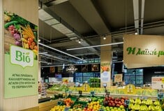 Στην ΑΒ Βασιλόπουλος, η βιωσιμότητα ξεκινά από το ράφι και φτάνει στην καρδιά της κοινωνίας