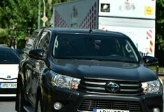 Δολοφονία στην Αγία Παρασκευή: Στην Ευελπίδων η πρώην σύζυγος του θύματος και οι φερόμενοι συνεργοί της