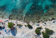 Χαλκιδική: Καταγγελίες για μαζική τροφική δηλητηρίαση από καντίνες στον Νέο Μαρμαρά