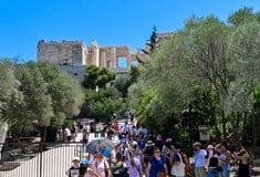 Τουρισμός: Η Ελλάδα πρωταθλήτρια στην προσέλκυση νέων ταξιδιωτών