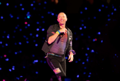 Coldplay: Η αναφορά του Κρις Μάρτιν στο viral βίντεο με το παράνομο ζευγάρι - «Θα δείξουμε κάποιους από εσάς στις κάμερες»