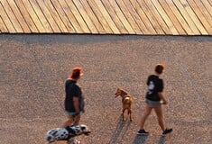 Καύσωνας: Πόσο θα φτάσει σήμερα και αύριο η θερμοκρασία, τι θα γίνει στην Αθήνα