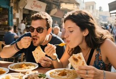 Μερικοί τρόποι για να καίγονται όμορφα τα σπίτια των Παλαιστινίων