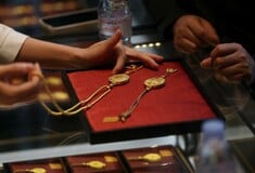 Ποιος Cartier και ποιος Louis Vuitton: Οι Κινέζοι αντικαθιστούν παγκόσμιους κολοσσού με τοπικά brand