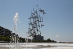Ο καιρός σήμερα: Νέα πτώση της θερμοκρασίας και τοπικές βροχές