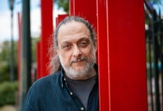 ΠΕΘΑΝΕ ΣΥΓΓΡΑΦΕΑΣ