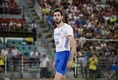 Μίλτος Τεντόγλου: Αποχώρησε από το Πανελλήνιο Πρωτάθλημα Στίβου 