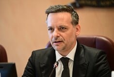 Δούκας σε πρέσβη Ισραήλ: Δεν δεχόμαστε μαθήματα δημοκρατίας από όσους σκοτώνουν αμάχους
