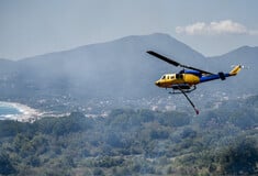 Φωτιά στην Πρέβεζα: Εκκενώνονται σπίτια – Κάηκαν τουλάχιστον δύο, μάχη με τις φλόγες στη Βρυσούλα