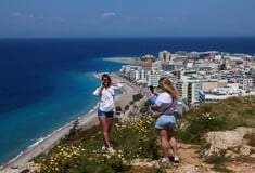 Συναγερμός για καιρικό φαινόμενο «Hot-Dry-Windy» έως την Τετάρτη – Στους 41°C αύριο η θερμοκρασία