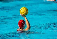 Βραζιλία: Πυροβολισμοί σε αγώνα πόλο γυναικών - Η στιγμή που οι παίκτριες εγκαταλείπουν πανικόβλητες την πισίνα