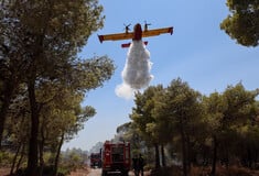 Φωτιά στην Κεφαλονιά: Νέο μέτωπο στα Φαρακλάτα - Μήνυμα του 112