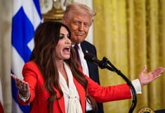 Με Γαϊτάνο και εικόνα της Παναγίας, η Γκιλφόιλ εύχεται στους Έλληνες