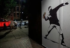 Ο «Άνδρας με το Σάντουιτς» γίνεται σύμβολο αντίστασης στην Ουάσινγκτον