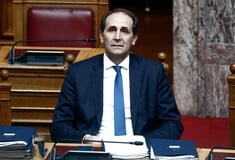 Απόστολος Βεσυρόπουλος: «Χωρίς απινιδωτή, ο "πολιτικός των απινιδωτών"», αναφέρει ο μη κερδοσκοπικός οργανισμός Kids Save Lives