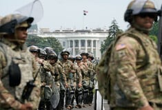 Ο Τραμπ σκέφτεται να στείλει στρατό στο Σικάγο – Πιθανή η ανάπτυξη της Εθνοφρουράς