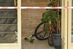 Γυναικοκτονία στον Βόλο: «Τη βίαζε και την άφηνε έγκυο για να μην τον χωρίσει» καταγγέλλει η αδελφή της 36χρονης 
