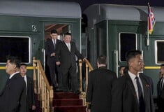 Με θωρακισμένο τρένο ταξιδεύει ο Κιμ Γιονκ Ουν στο Πεκίνο για τη μεγάλη παρέλαση παρουσία του Πούτιν
