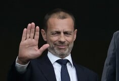 «Απερίσκεπτοι πολιτικοί τροφοδοτούν τη σφαγή παιδιών σε όλο τον κόσμο», προειδοποιεί ο πρόεδρος της UEFA