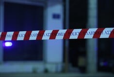 Νέος Κόσμος: Νεκροί άνδρας και γυναίκα σε διαμέρισμα – Δίπλα τους βρέθηκε όπλο