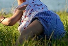 Αρπαγές βρεφών: Συνελήφθη η μητέρα του 17χρονου που ομολόγησε ότι απομάκρυνε μωρά από τους γονείς τους