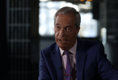 Φάρατζ: «Ναι» σε απέλαση γυναικών αιτουσών άσυλο πίσω στους Ταλιμπάν