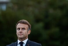 Γαλλία: Η δύσκολη εξίσωση που καλείται να λύσει ο Μακρόν μετά την αναμενόμενη πτώση της κυβέρνησης