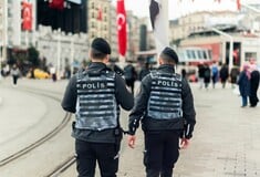 Τουρκία: Δύο αστυνομικοί νεκροί σε επίθεση εναντίον αστυνομικού τμήματος κοντά στη Σμύρνη