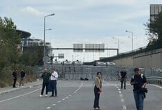 Σκηνικό πραξικοπήματος στην Τουρκία: Δακρυγόνα και χάος έξω από τα γραφεία του CHP στην Κωνσταντινούπολη