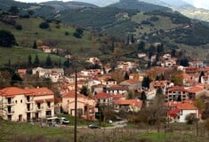 Καλάβρυτα: Ηγούμενος ήταν έτοιμος να πουλήσει Ευαγγέλιο του 1700 και 17 βυζαντινές εικόνες